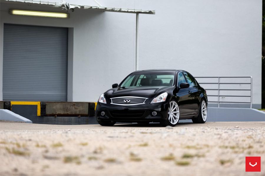  Infiniti G37 on Vossen Wheels (VFS10) 2017 года  (фото 2 из 38)